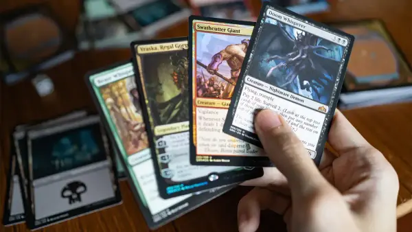 How a Turn Works in MTG – Phases Explained